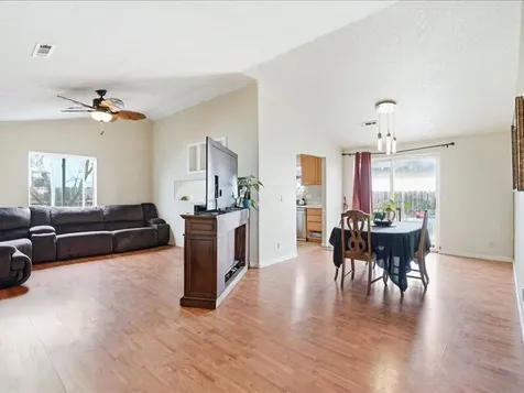 8022 Thunderhead Avenue White City OR 97503