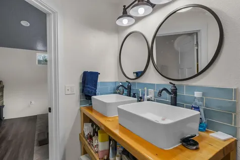 242 NW 1st Avenue John Day OR 97845