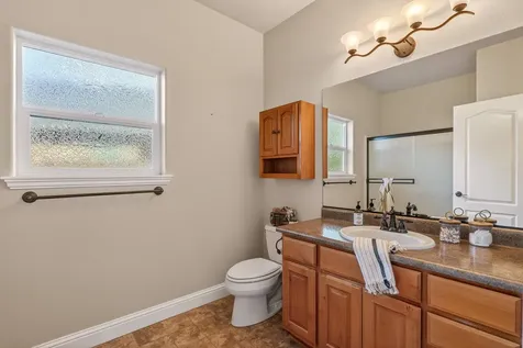 2131 SW Ford Street Grants Pass OR 97526