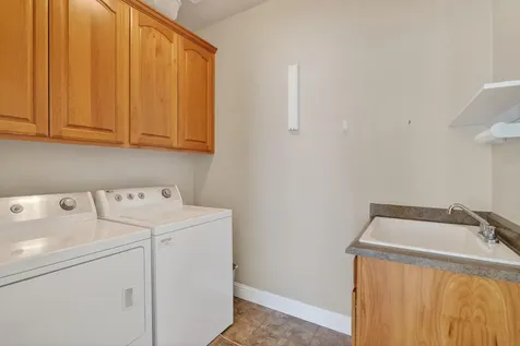 2131 SW Ford Street Grants Pass OR 97526