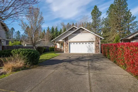 2131 SW Ford Street Grants Pass OR 97526
