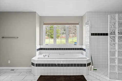 1500 Panther Gulch Road Williams OR 97544