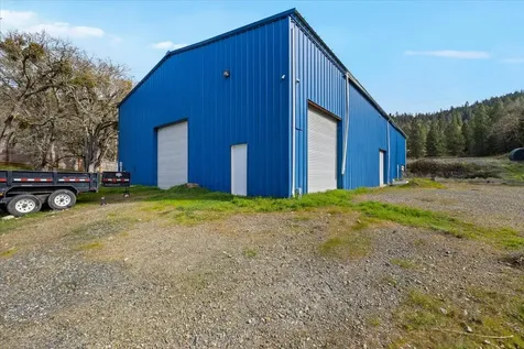 1500 Panther Gulch Road Williams OR 97544