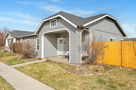 20688 White Dove Lane Bend OR 97702