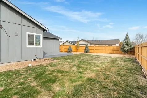 20688 White Dove Lane Bend OR 97702