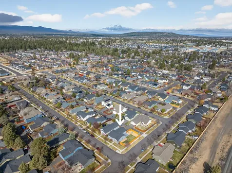20688 White Dove Lane Bend OR 97702