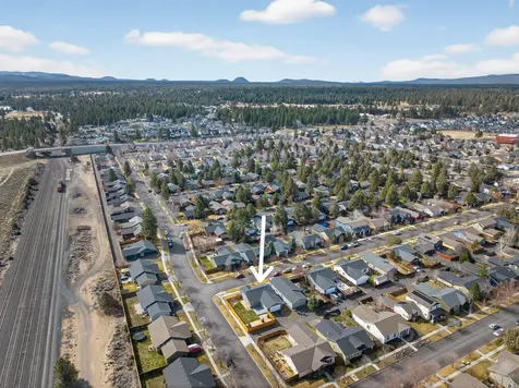 20688 White Dove Lane Bend OR 97702