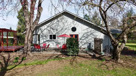 9401 Old Stage Road Central Point OR 97502