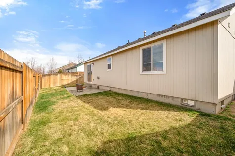 319 SW 33rd Drive Redmond OR 97756