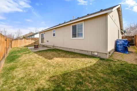 319 SW 33rd Drive Redmond OR 97756