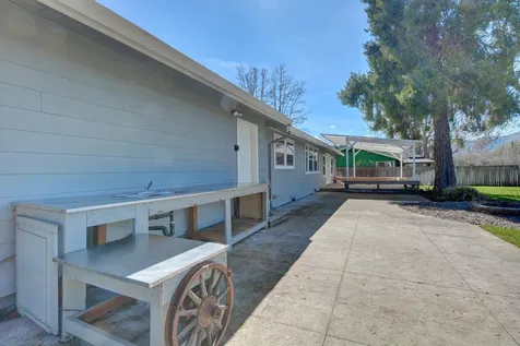 7441 Maple Lane Central Point OR 97502