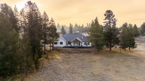 16768 Sandy Court La Pine OR 97739