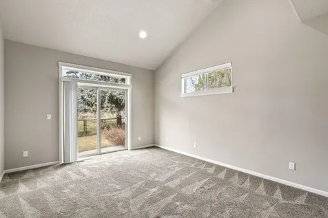 537 NW 28th Street Redmond OR 97756