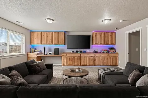 537 NW 28th Street Redmond OR 97756