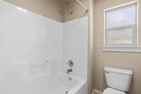 537 NW 28th Street Redmond OR 97756