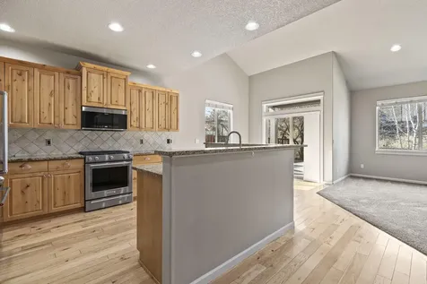 537 NW 28th Street Redmond OR 97756