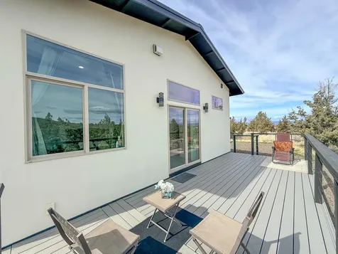 6182 SE Davis Loop Prineville OR 97754