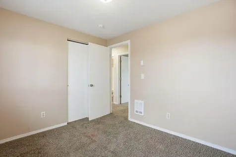3302 SW Reindeer Avenue Redmond OR 97756