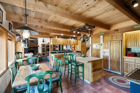 15124 E River Loop Drive E Bend OR 97707
