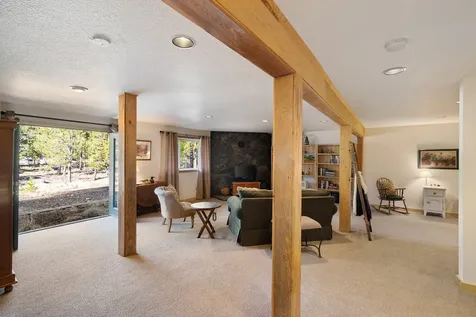 15124 E River Loop Drive E Bend OR 97707