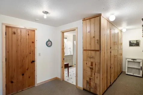 15124 E River Loop Drive E Bend OR 97707