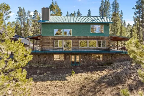 15124 E River Loop Drive E Bend OR 97707