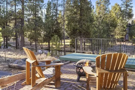15124 E River Loop Drive E Bend OR 97707