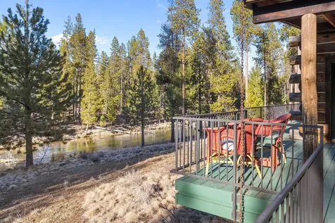 15124 E River Loop Drive E Bend OR 97707