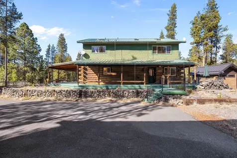 15124 E River Loop Drive E Bend OR 97707