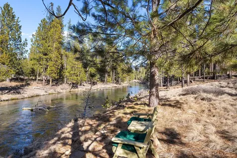 15124 E River Loop Drive E Bend OR 97707