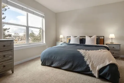 62761 Hawkview Road Bend OR 97701