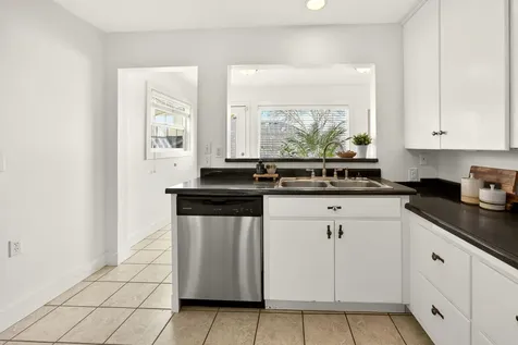 3473 Poppywoods Drive Medford OR 97504