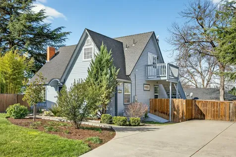 3473 Poppywoods Drive Medford OR 97504