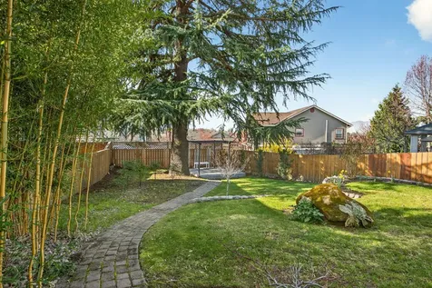 3473 Poppywoods Drive Medford OR 97504