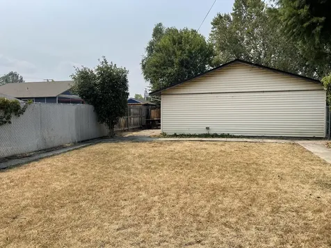 735 Kenyon Street Medford OR 97501