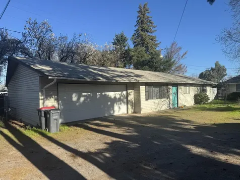 735 Kenyon Street Medford OR 97501