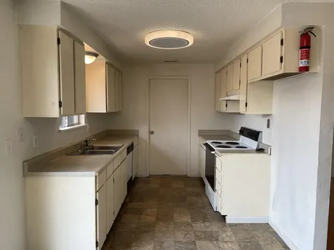 735 Kenyon Street Medford OR 97501