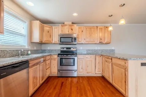 1109 Peachwood Court Medford OR 97501