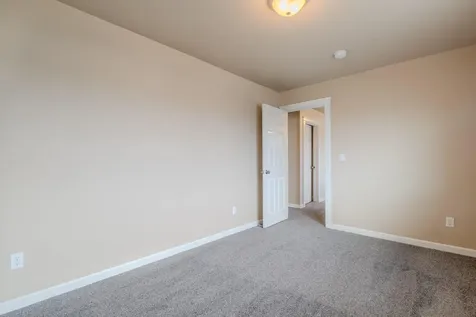 1109 Peachwood Court Medford OR 97501