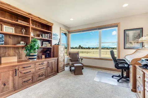 64146 Pioneer Loop Bend OR 97701