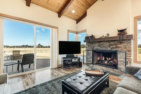 64146 Pioneer Loop Bend OR 97701
