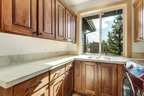 64146 Pioneer Loop Bend OR 97701