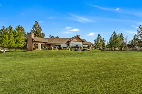 64146 Pioneer Loop Bend OR 97701