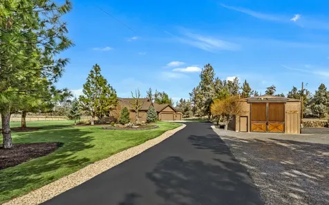 64146 Pioneer Loop Bend OR 97701