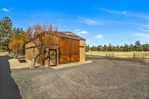 64146 Pioneer Loop Bend OR 97701