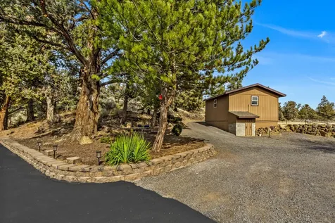 64146 Pioneer Loop Bend OR 97701