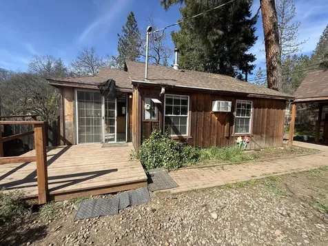 7422 Rogue River Drive Shady Cove OR 97539