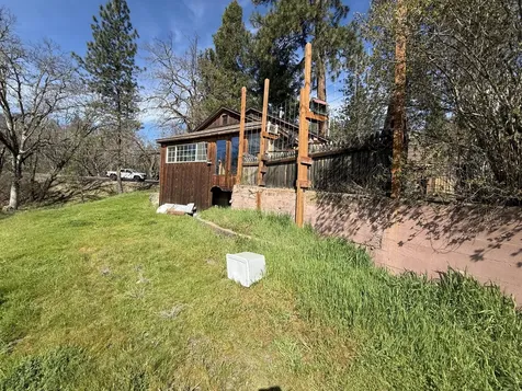 7422 Rogue River Drive Shady Cove OR 97539