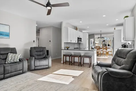 997 SE Shadowood Drive Bend OR 97702