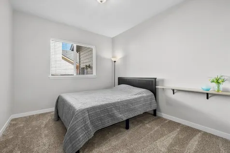 997 SE Shadowood Drive Bend OR 97702